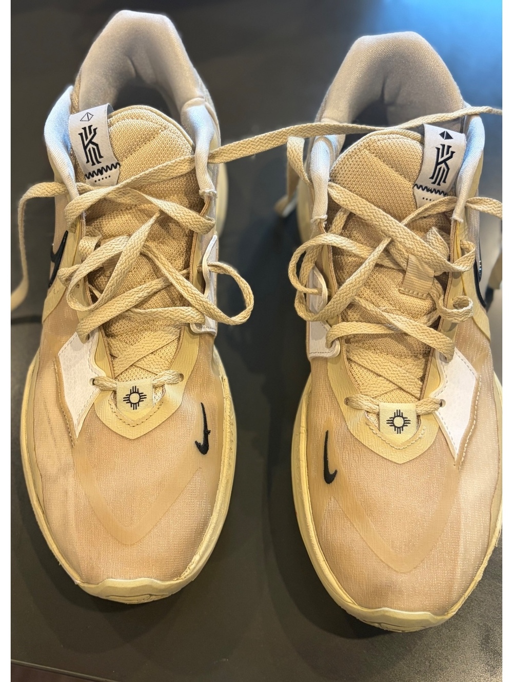 Nike Kyrie 7 Basketball Shoes Size 12 Beige White